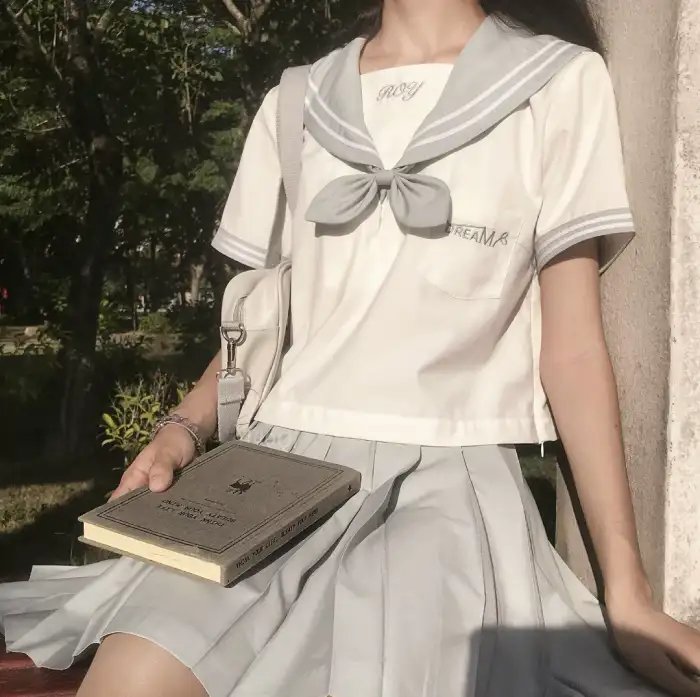 五彩缤纷海报