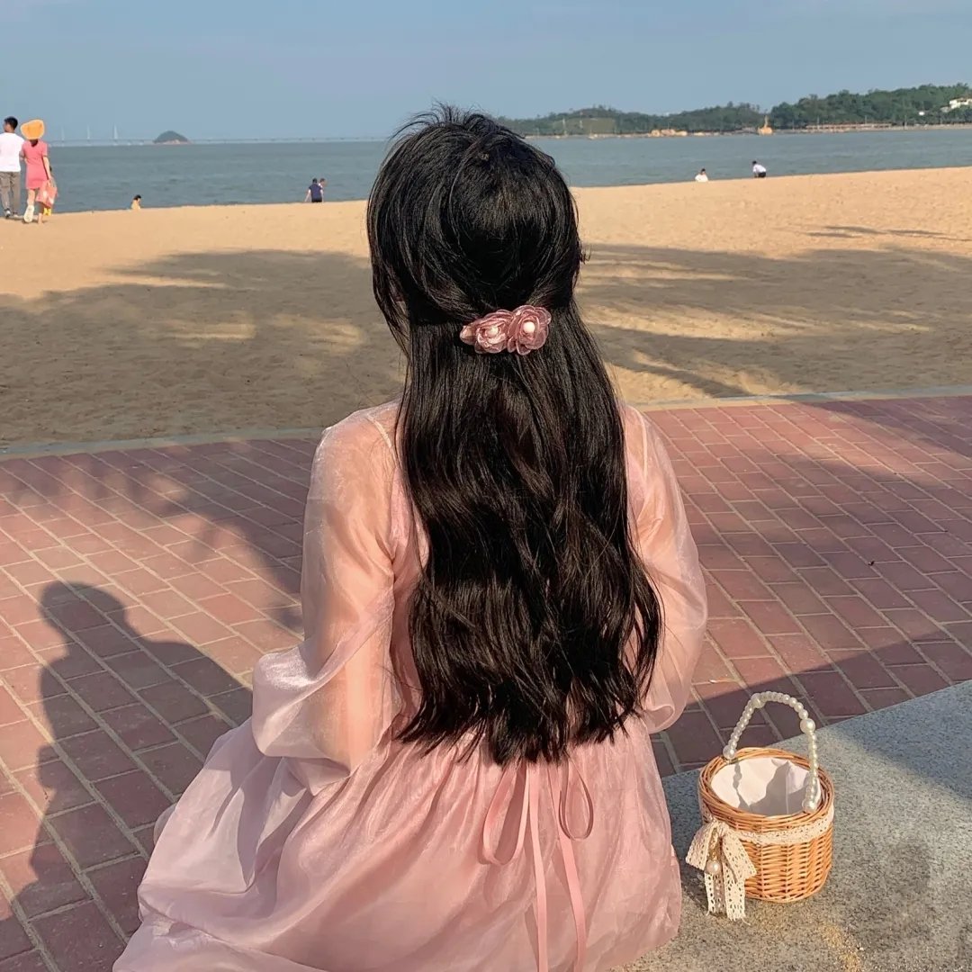 胡桃夹子和四个王国国语海报